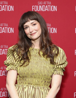 photos Milana Vayntrub