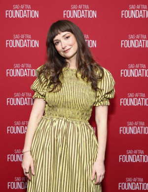 photos Milana Vayntrub