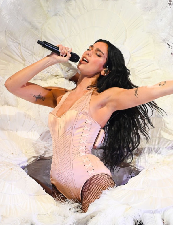 Dua Lipa, l’ange qui fait trembler Sydney !