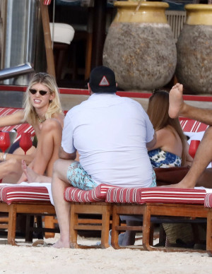 photos Devon Windsor