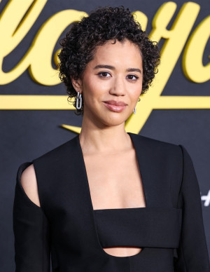 photos Jasmin Savoy Brown
