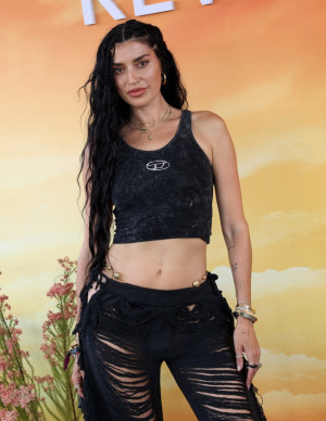 photos Nicole Williams English