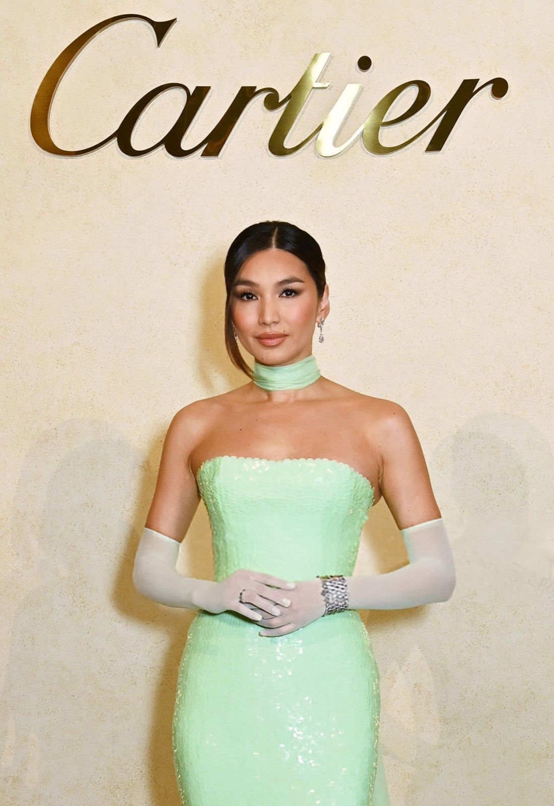 Gemma Chan brille plus que les diamants Cartier !