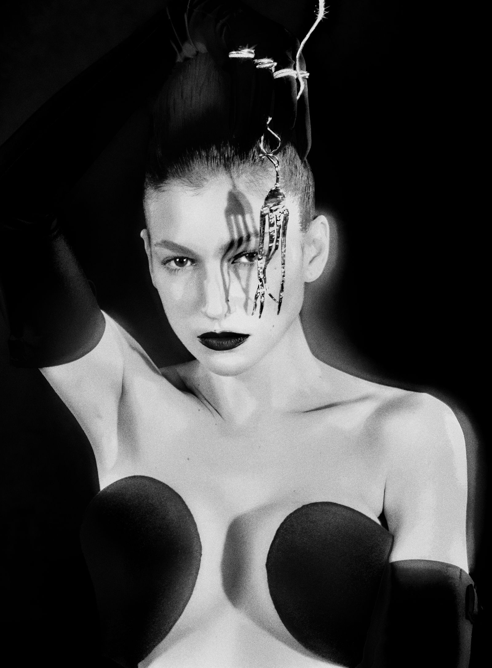 Úrsula Corberó joue les divas pour Vogue Espagne !