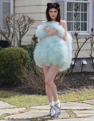 photos Alexandra Daddario