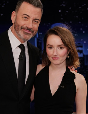 photos Kaitlyn Dever