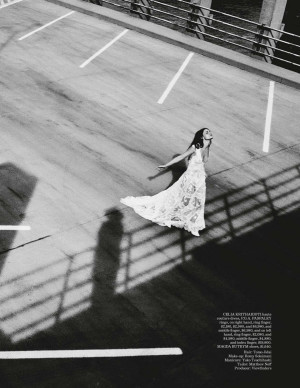 photos Phoebe Tonkin