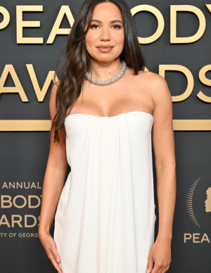 Jurnee Smollett : La Reine Blanche des Peabody, Plus Brillante que l’Or !
