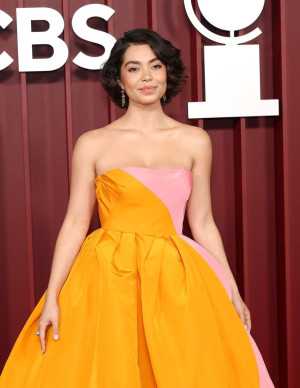 photos Auliʻi Cravalho