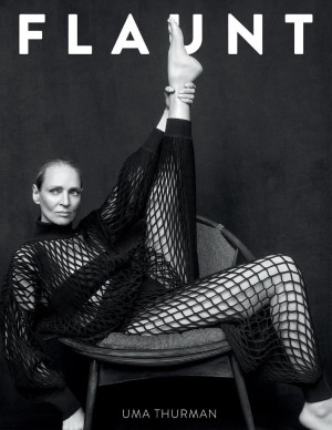 Uma Thurman domine Flaunt Magazine avec un style audacieux !