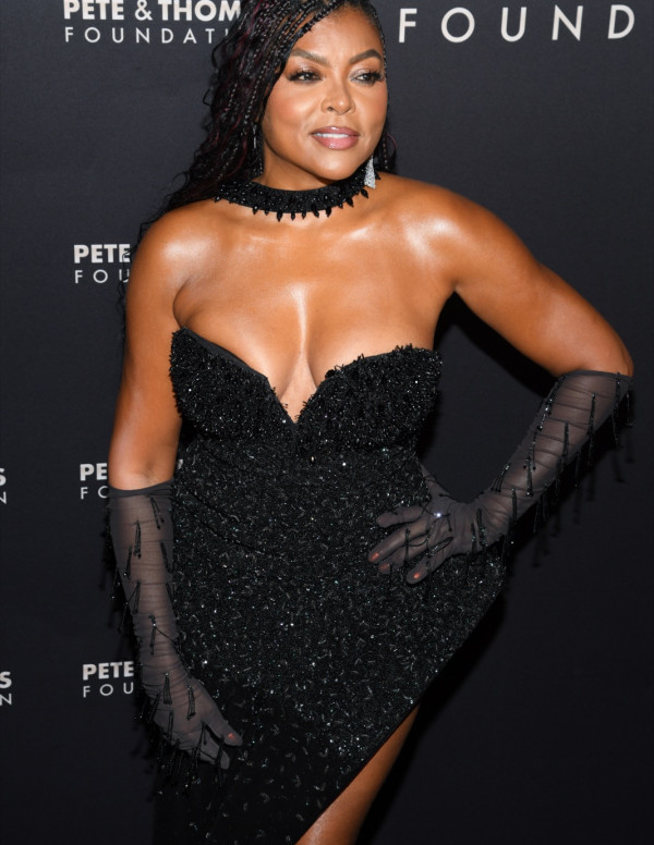Taraji P. Henson brille en reine glamour au Gala Pete & Thomas !