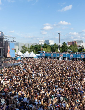 photos Megan Moroney