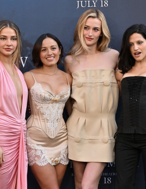 photos Madelyn Cline