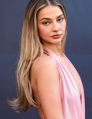 photos Madelyn Cline