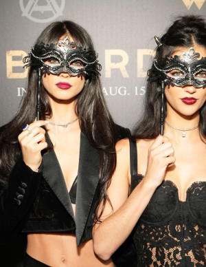 photos Elisha Herbert