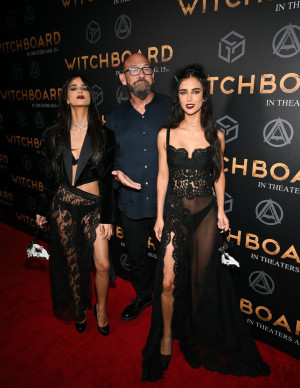 photos Elisha Herbert