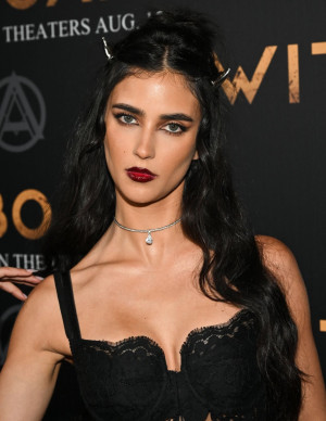 photos Elisha Herbert