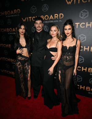 photos Elisha Herbert