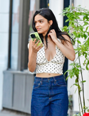 photos Rachel Zegler