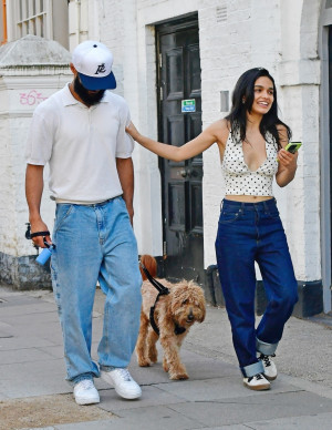 photos Rachel Zegler