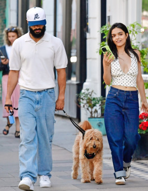 photos Rachel Zegler