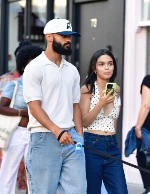 photos Rachel Zegler