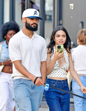 photos Rachel Zegler