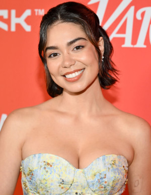 photos Auliʻi Cravalho