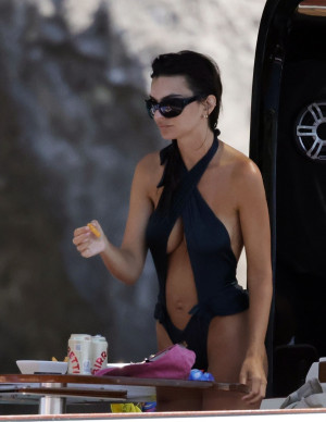 photos Emily Ratajkowski