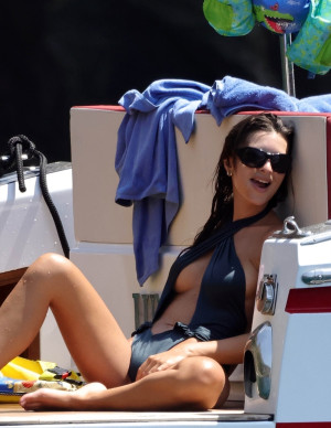 photos Emily Ratajkowski