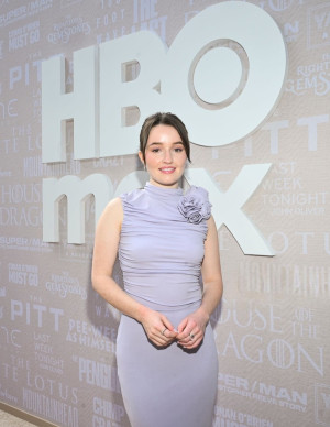 photos Kaitlyn Dever