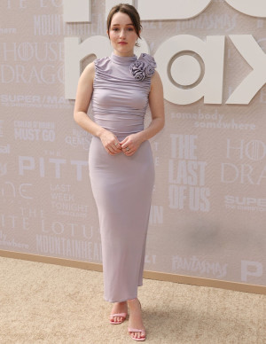 photos Kaitlyn Dever