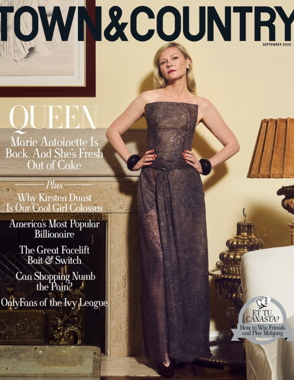 Kirsten Dunst – Town & Country Magazine en robes élégantes