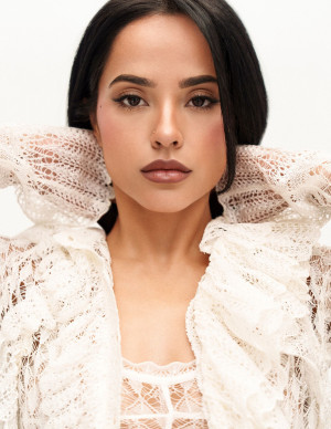 photos Becky G