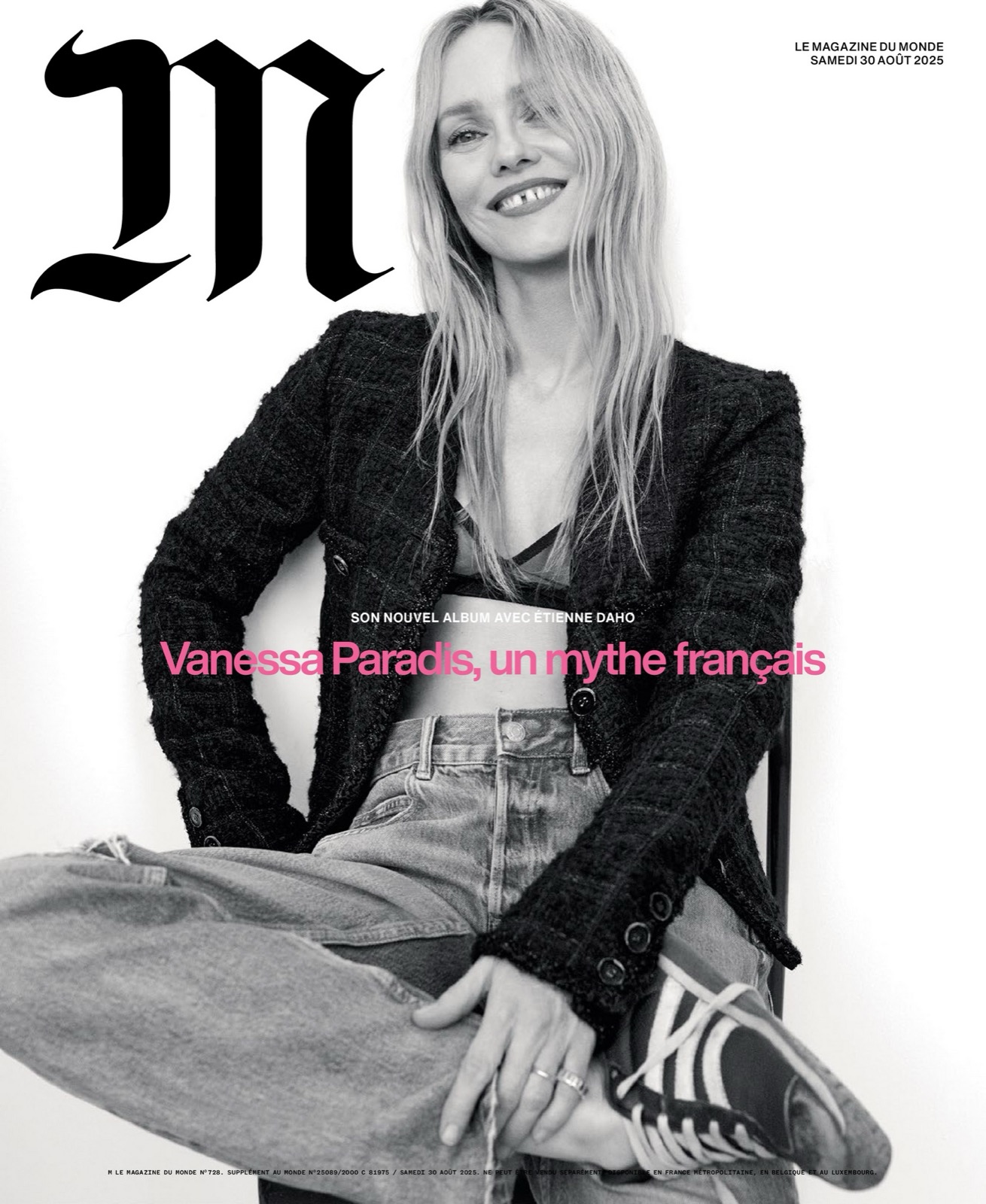 Vanessa Paradis en shooting noir et blanc pour Le Monde