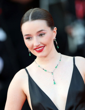 photos Kaitlyn Dever