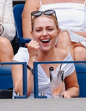 photos AnnaSophia Robb 