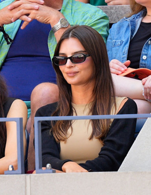 Emily Ratajkowski au tournoi de l’US Open à New York