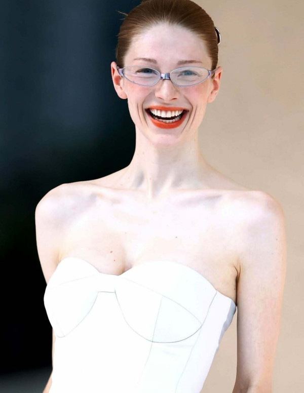 Hunter Schafer au photocall de l’événement Haus Nowhere à Séoul