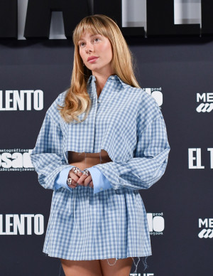 photos Ester Expósito