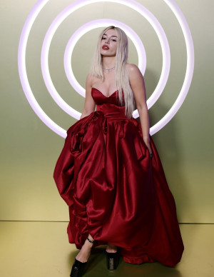 photos Ava Max