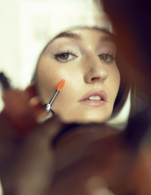 photos Kaitlyn Dever