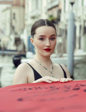 photos Kaitlyn Dever