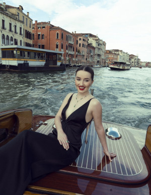 photos Kaitlyn Dever