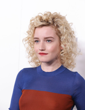 photos Julia Garner