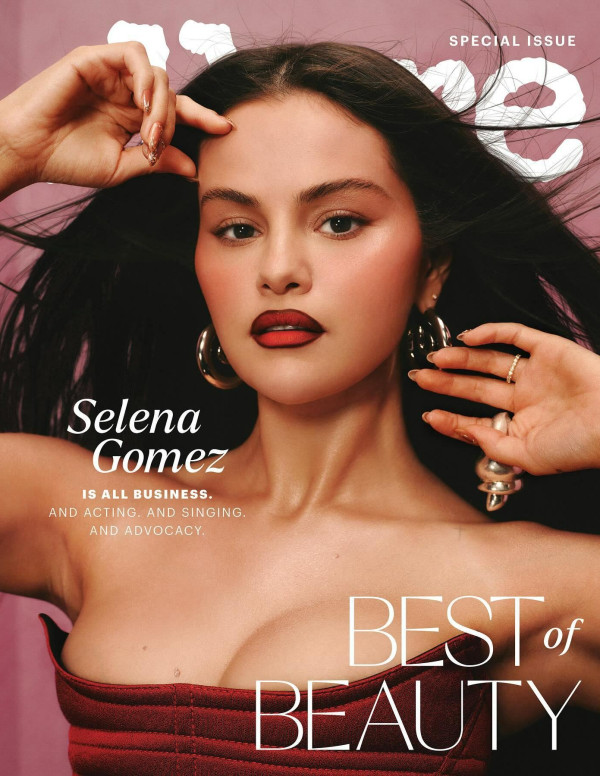 Selena Gomez dans le magazine Allure de septembre 2025