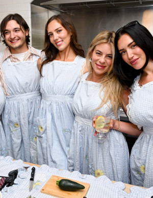 photos Anastasia Karanikolaou