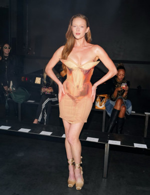 photos Larsen Thompson