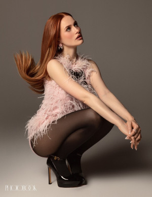 photos Madelaine Petsch