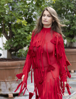 Laetitia Casta au défilé Ferragamo à la Milan Fashion Week